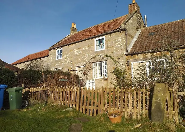 Holly Cottage