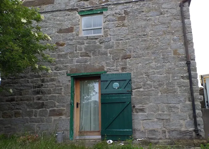 Holly Cottage